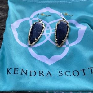 Kendra Scott arrow earrings